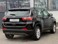 Käytetty Jeep Compass 131 HP (96 kW) 2024 Musta Katumaasturi