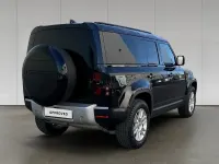 Neu Land Rover Defender 252 PS (185 kW) 2026 Santorini black SUV