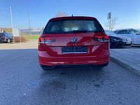 Gebraucht VW Passat Active 122 PS (89 kW) 2023 Tornadorot Kombi