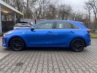 Gebraucht Kia Ceed Vision 140 PS (102 kW) 2018 Blau Kleinwagen