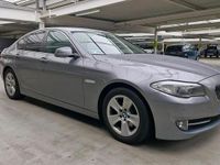 Gebraucht BMW 520 184 PS (135 kW) 2013 Grau Limousine