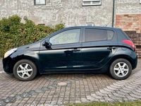 Gebraucht Hyundai i20 101 PS (74 kW) 2009 Schwarz Kleinwagen