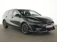 Gebraucht Kia Ceed GT-Line 160 PS (117 kW) 2023 Zilinaschwarz Kleinwagen