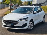 Usado Ford Focus Cool & Connect 120 HP (88 kW) 2022 Branco Sedan