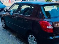 Gebraucht Skoda Fabia 69 PS (50 kW) 2010 Rot Kleinwagen