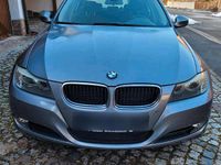 Gebraucht BMW 320 170 PS (125 kW) 2009 Silber Limousine