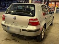 Gebraucht VW Golf IV 105 PS (77 kW) 2003 Grau Kleinwagen