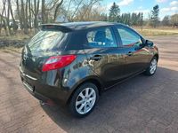 Gebraucht Mazda 2 75 PS (55 kW) 2010 Schwarz Kleinwagen