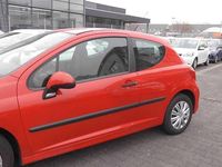 Gebraucht Peugeot 207 Filou 73 PS (53 kW) 2007 Rot Limousine