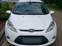 Gebraucht Ford Fiesta Titanium 95 PS (69 kW) 2011 Weiß Limousine