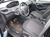 gebraucht Peugeot 208 Active Klima Allwetter Tempomat