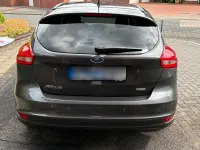 Gebraucht Ford Focus Business Edition 125 PS (91 kW) 2015 Grau Limousine