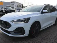 Neu Ford Focus ST 280 PS (205 kW) 2026 Frozen white Kombi