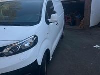 Gebraucht Toyota Proace 120 PS (88 kW) 2018 Weiß Van / Kleinbus