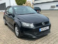 Second-hand VW Polo Trendline 60 CP (44 kW) 2014 Negru Berlinǎ