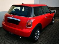 gebraucht Mini ONE rot, 70 KW, 95 PS, EZ 11/2007, ATM bei 84977 km