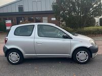 Gebraucht Toyota Yaris 68 PS (50 kW) 2002 Grau Kleinwagen