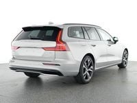 Gebraucht Volvo V60 Plus 197 PS (144 kW) 2025 Silber Kombi