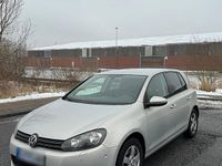 Gebraucht VW Golf VI 86 PS (63 kW) 2010 Silber Kleinwagen