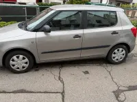 Gebraucht Skoda Fabia 44 PS (32 kW) 2010 Grau Kleinwagen