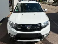 Gebraucht Dacia Sandero Celebration 90 PS (66 kW) 2018 Weiß Limousine
