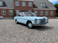 Gebraucht Mercedes 230 120 PS (88 kW) 1972 Blau Limousine