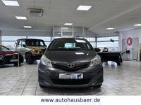 Gebraucht Toyota Yaris Cool 99 PS (72 kW) 2012 Grau Kleinwagen
