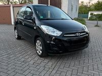Gebraucht Hyundai i10 69 PS (50 kW) 2011 Schwarz Kleinwagen