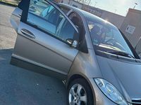 Gebraucht Mercedes A170 Elegance 116 PS (85 kW) 2005 Gold Van / Kleinbus