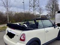 Gebraucht Mini ONE Pepper 98 PS (72 kW) 2015 Weiß Kleinwagen