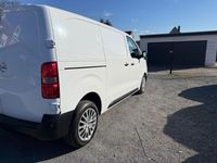 Gebraucht Opel Vivaro 177 PS (130 kW) 2019 Weiß Van / Kleinbus