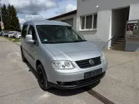 Używany VW Caddy Life 105 KM (77 kW) 2009 Srebrny Minivan