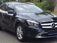 Gebraucht Mercedes GLA220 177 PS (130 kW) 2016 Schwarz SUV