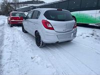 Gebraucht Opel Corsa 75 PS (55 kW) 2011 Silber Kleinwagen