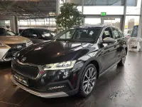Gebraucht Skoda Octavia Scout 4x4 200 PS (147 kW) 2022 Schwarzmagic perleffekt Kombi