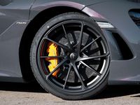 Neu McLaren 750S 751 PS (552 kW) 2026 Grau Coupé