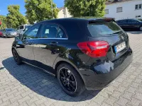 Gebraucht Mercedes A220 184 PS (135 kW) 2015 Kosmosschwarz  metallic Kleinwagen