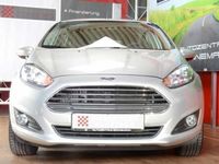 Gebraucht Ford Fiesta Trend 101 PS (74 kW) 2014 Silber metallic Kleinwagen