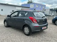 Gebraucht Hyundai i20 Edition 86 PS (63 kW) 2014 Grau Kleinwagen