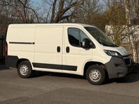 Gebraucht Peugeot Boxer 81 PS (59 kW) 2015 Weiß Van