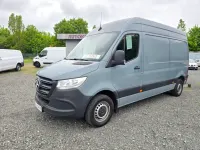 Gebraucht Mercedes Sprinter 143 PS (105 kW) 2018 Violett Van