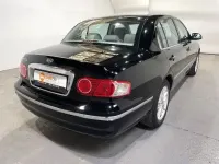 Gebraucht Kia Opirus 203 PS (149 kW) 2006 Schwarz Limousine