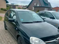 Second-hand Opel Corsa 75 CP (55 kW) 2002 Negru Hatchback