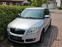 Gebraucht Skoda Fabia 80 PS (58 kW) 2009 Silber Kleinwagen