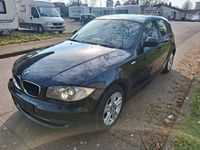 Gebraucht BMW 118 Advantage 143 PS (105 kW) 2011 Schwarz Kleinwagen
