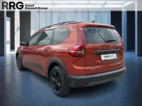 Usata Dacia Jogger Extreme 139 CV (102 kW) 2024 Marrone Monovolume