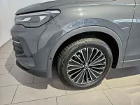 Gebraucht VW Tiguan Goal 150 PS (110 kW) 2025 Grau SUV