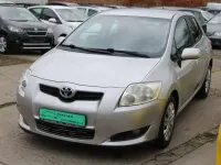 Gebraucht Toyota Auris Sol 132 PS (97 kW) 2007 Silver metallic Kleinwagen