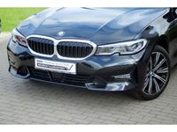 gebraucht BMW 318 i Sport Line Limousine/LED/Navi/HUD/ACC/RFK