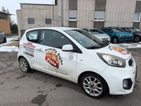 Second-hand Kia Picanto Edition 7 69 CP (50 kW) 2013 Alb Hatchback